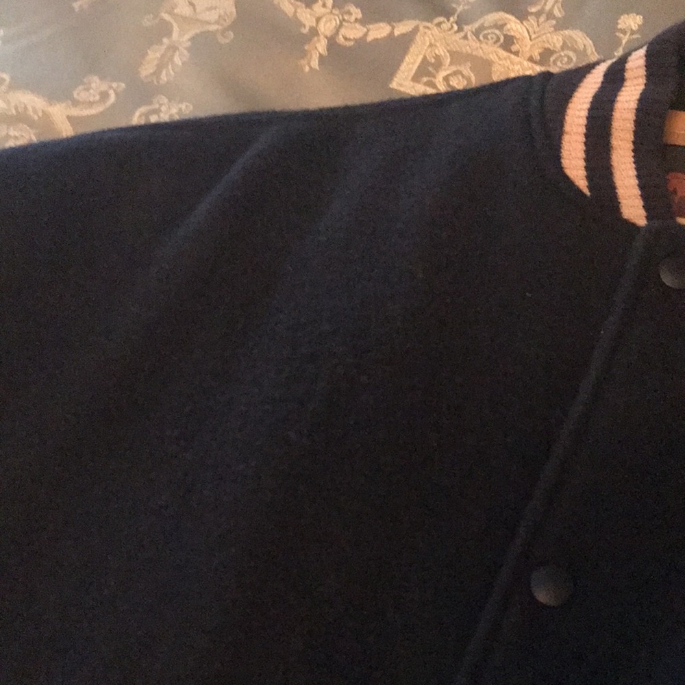 Warner Bros Tasmanian Devil Varsity Jacket Black - Picture 14 of 14